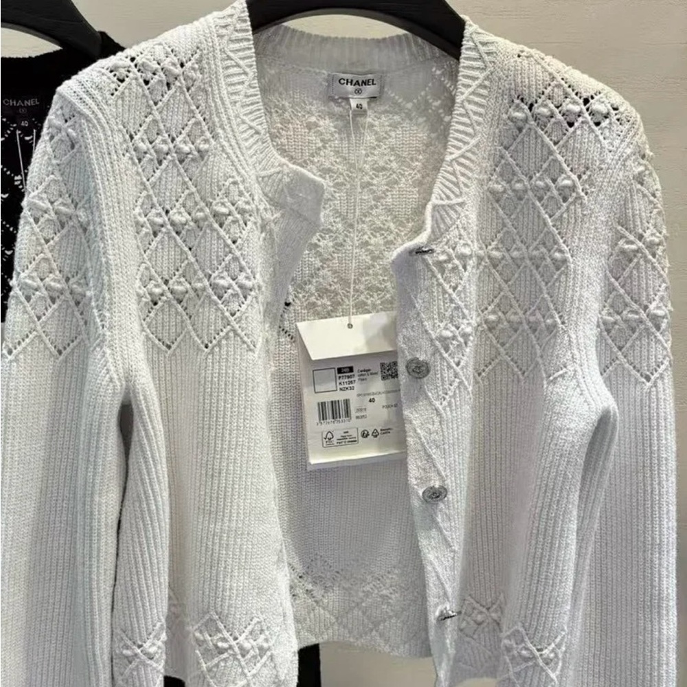 CHANEL White Knit Diamond-Pattern Cardigan